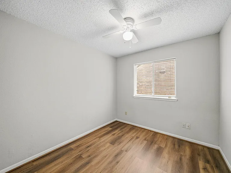 2819 Kettle Run — Photo 17