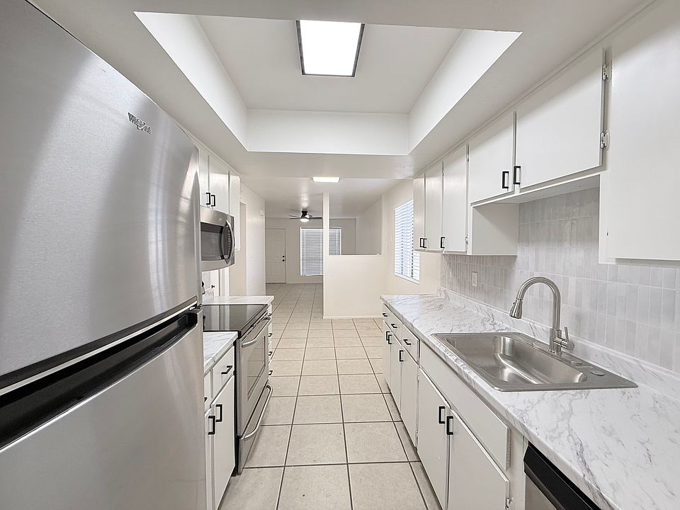 1st image of 12829 N 113th Ave APT 1