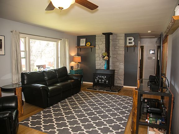 3rd image of 2045 Dellwood Dr