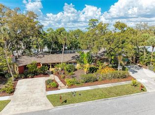 941 Virginia Dr, Sarasota, FL 34234