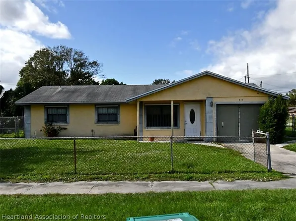 117 Bedford Dr, Fort Pierce, FL 34946