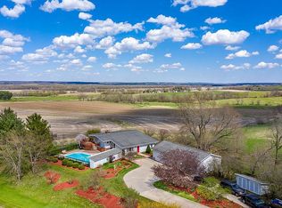 46 220th Trl, South Amana, IA 52334