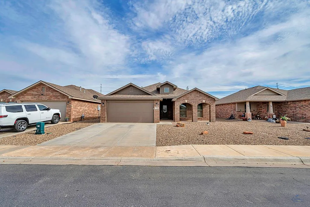 Building Photo - 1708 Rattler Ln