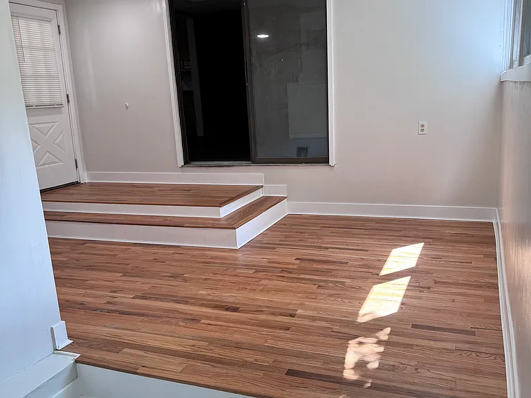 703 Peterson St — Photo 18