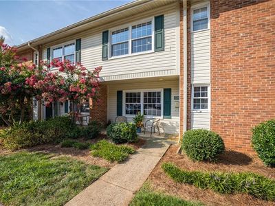 4704 Champion Ct, Greensboro, NC, 27410