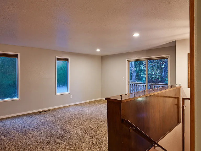 1702 Karyl Ave — Photo 11