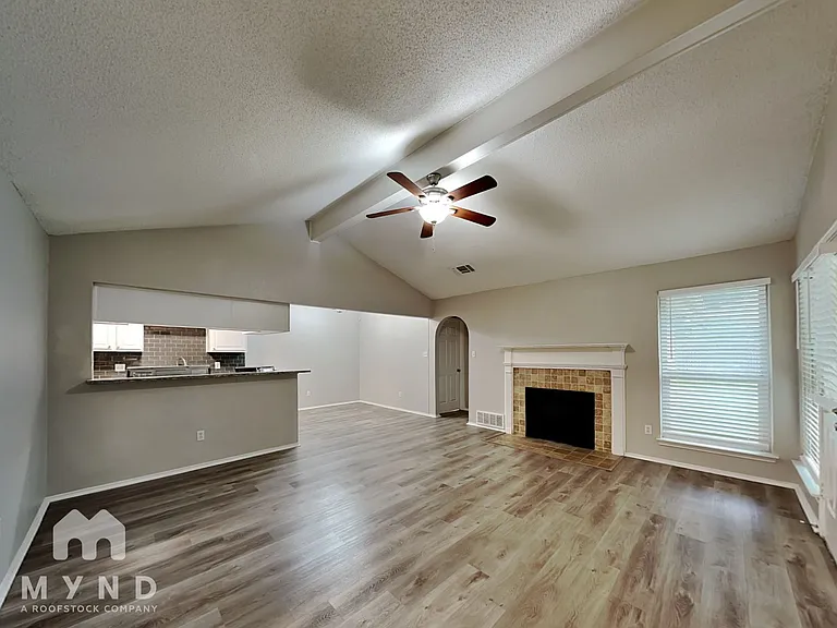 1509 Brook Forest Dr — Photo 5