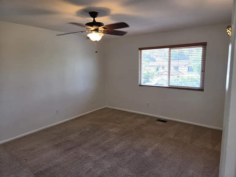 1037 Alta Vista Dr — Photo 49