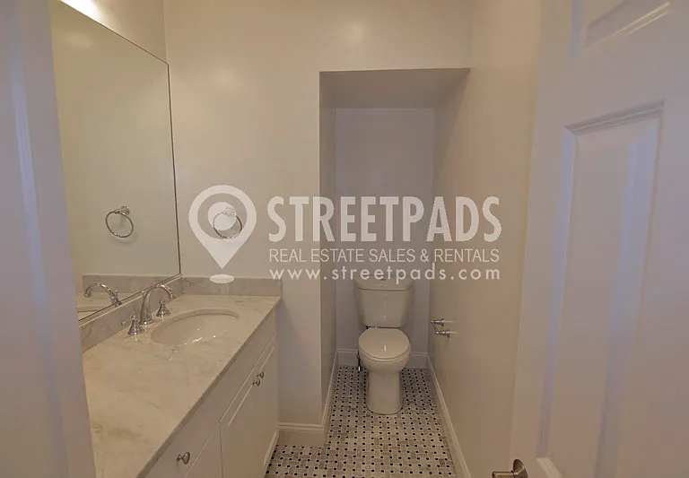 15 Langdon St — Photo 7