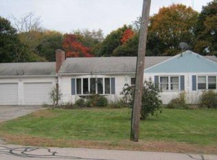 52 State St, Westerly, RI 02891