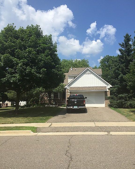 1st image of 124 Brookwood Dr