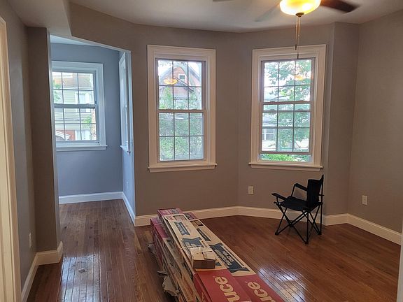 2nd image of 143 Vermont Ave