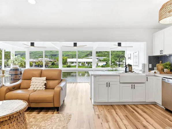 250 Opihikao Way #751, Honolulu, HI 96825