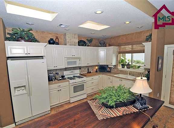 2nd image of 6815 Alhambra Ct