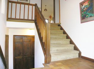 2 Pinewood Dr, New Fairfield, CT 06812