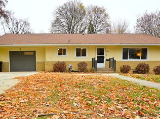 139 Eastview Dr, Normal, IL 61761