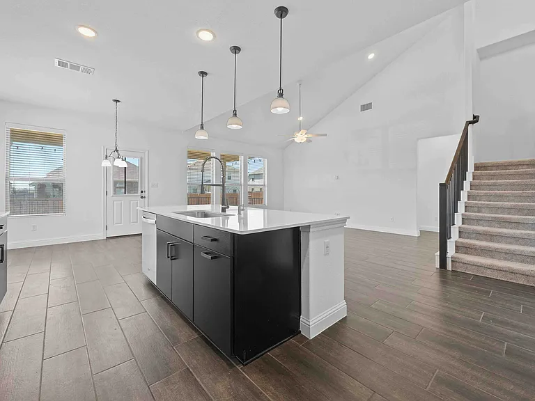 1001 Otello Way — Photo 9