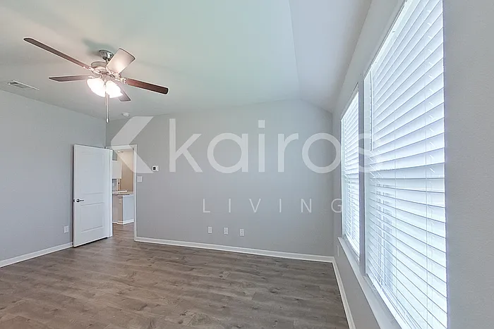 113 Yardley Ct — Photo 15