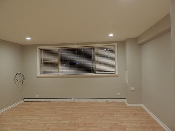 4th image of 5140 N Leavitt St #G