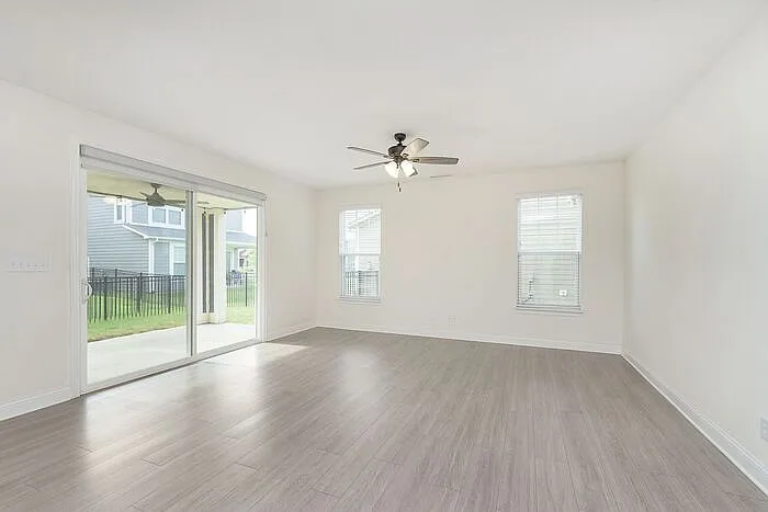 14253 James Dean Dr — Photo 4