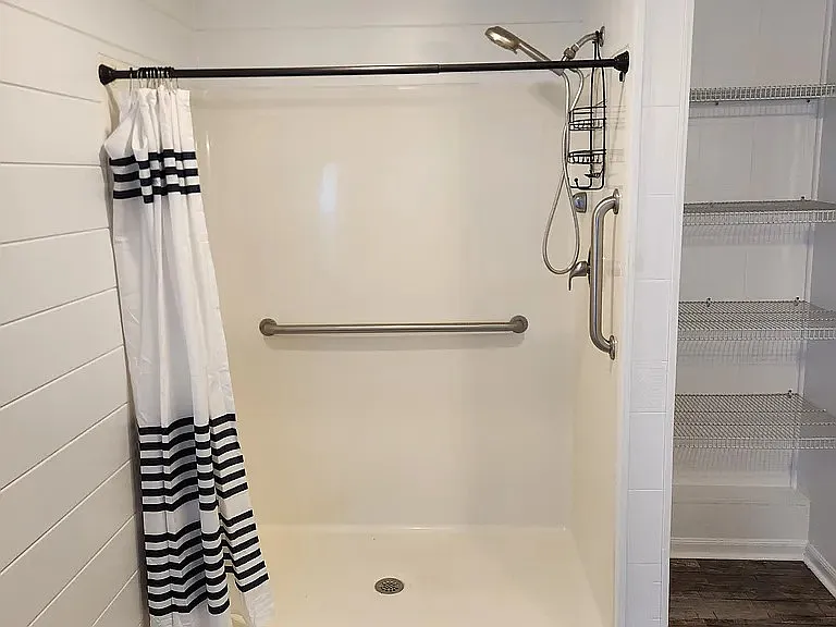 180 Green Acre Rd #A — Photo 12
