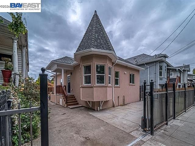 1st image of 3035 Logan St