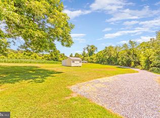 16607 Jutland Dr, Saint Inigoes, MD 20684