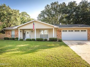 705 Tantallon Dr, Ocean Springs, MS 39564