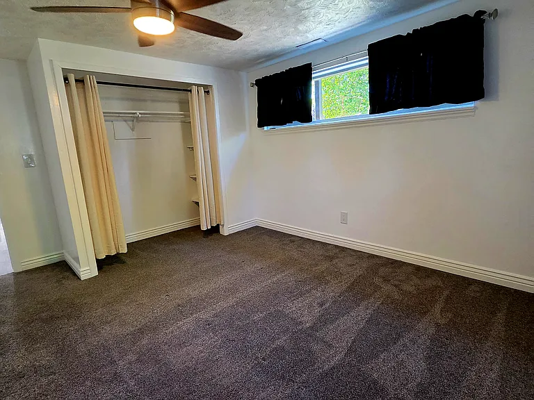 2631 W Sharron Dr — Photo 15