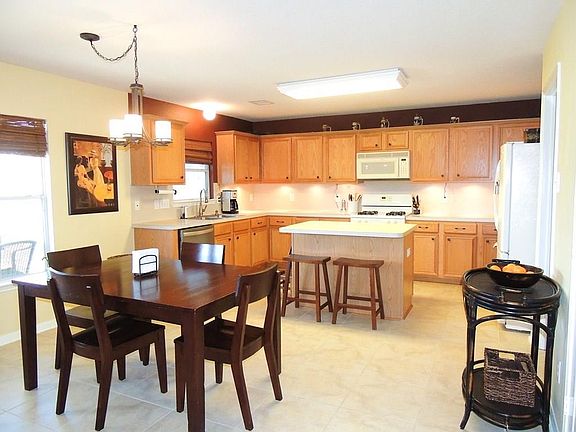 5th image of 9722 Gold Rush Springs Dr