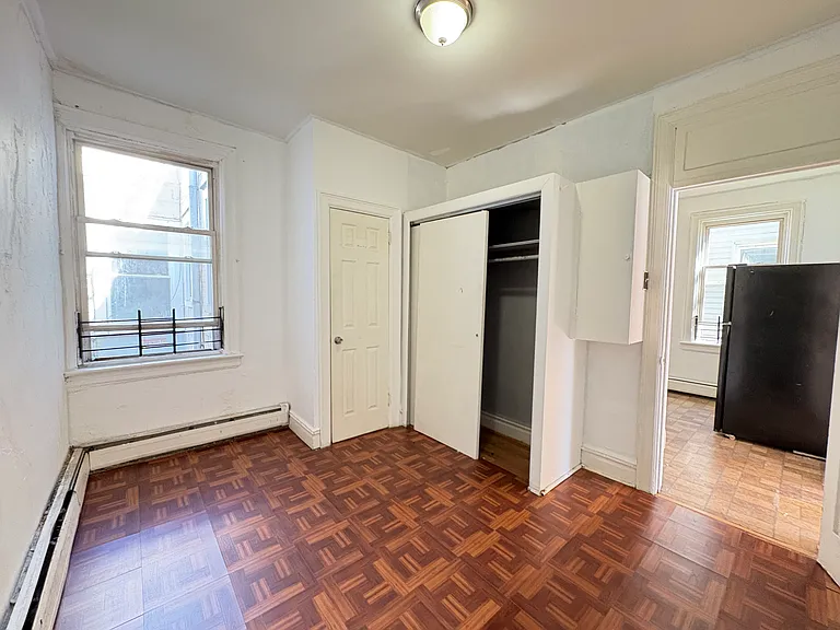 166 Garfield Ave #1 — Photo 3