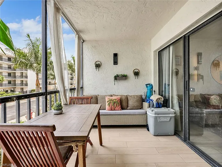 260 Southbay Dr #107 — Photo 15