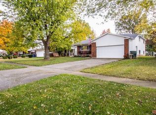 3053 E Hudson St, Columbus, OH 43219