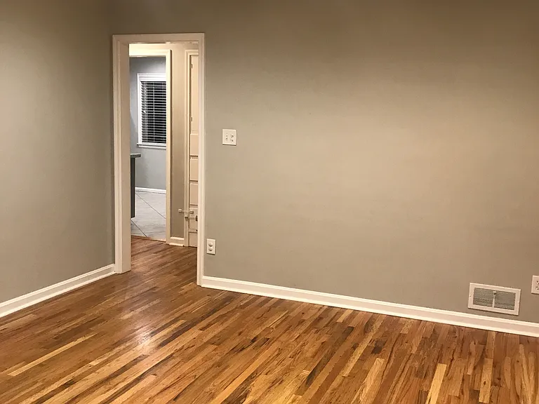 1615 E Harrison Ave — Photo 8