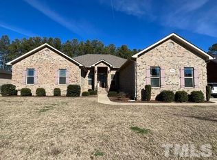209 Lake Shore Dr, Benson, NC 27504