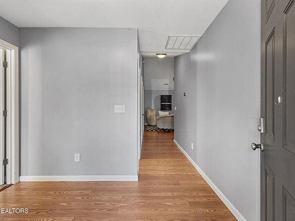 3rd image of 6325 Macklin Bend Way