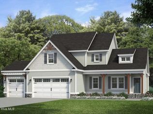 445 Albion Ct, Carthage, NC 28327