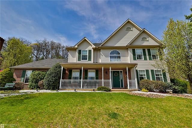 1st image of 3389 Beaufort Dr