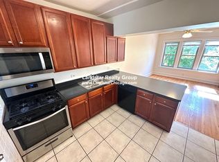 6710 N Hermitage Ave APT 2, Chicago, IL 60626