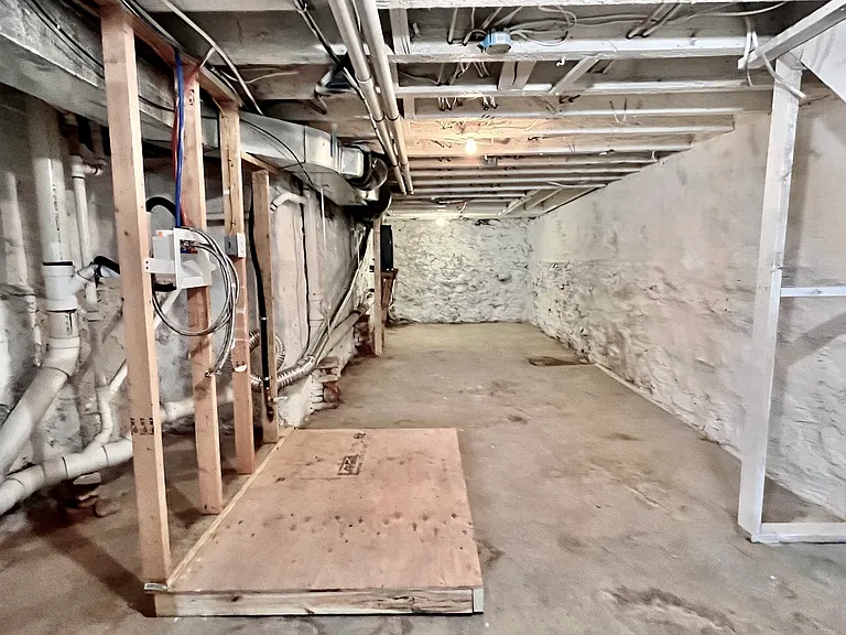 2939 W Master St #A — Photo 13