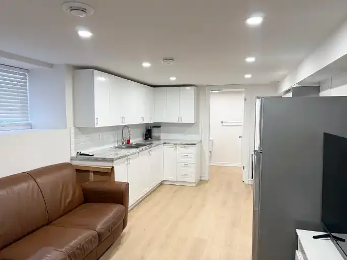 11 Scott St #1A