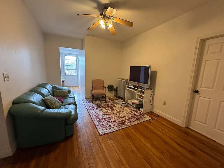 41 Egremont Rd #5 — Photo 2