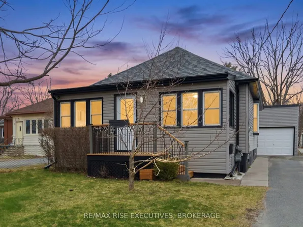 7 Scott St, Kingston, ON K7L 1L3
