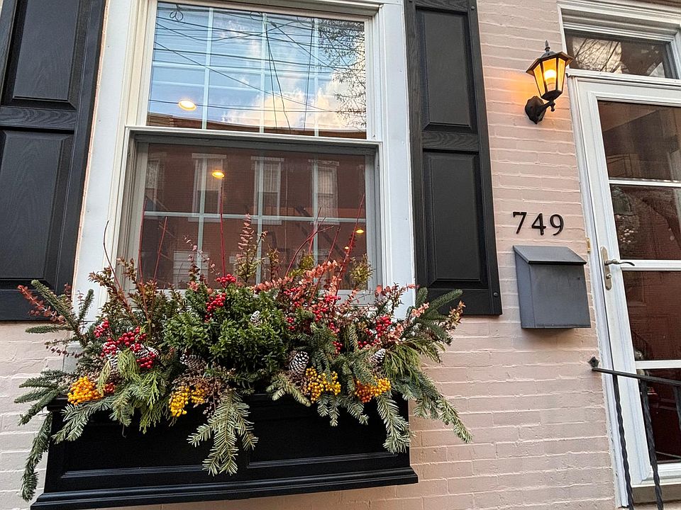 1st image of 749 N Bucknell St