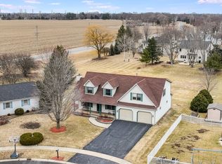 219 Newbury Ct, Yorkville, IL 60560