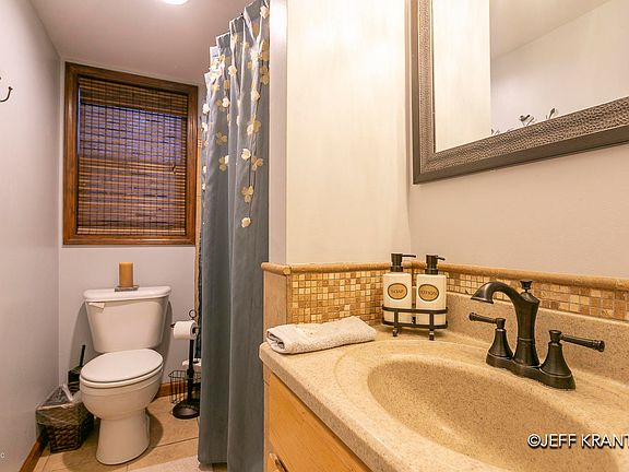3rd image of 62 Gay Ct NE