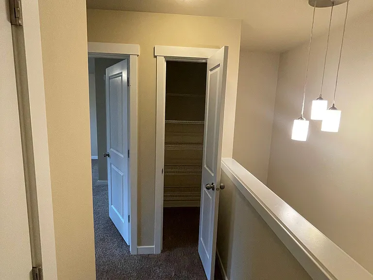 1903 Ahlers Ave #1 — Photo 16