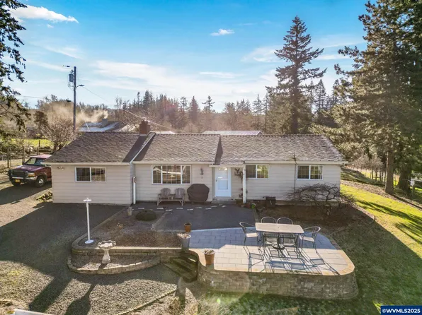 5953 Davis Creek Rd NE, Silverton, OR 97381