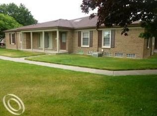 14919 Dover Ct, Shelby Township, MI 48315