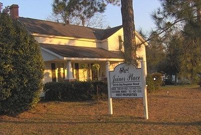 Joiner Place Sign